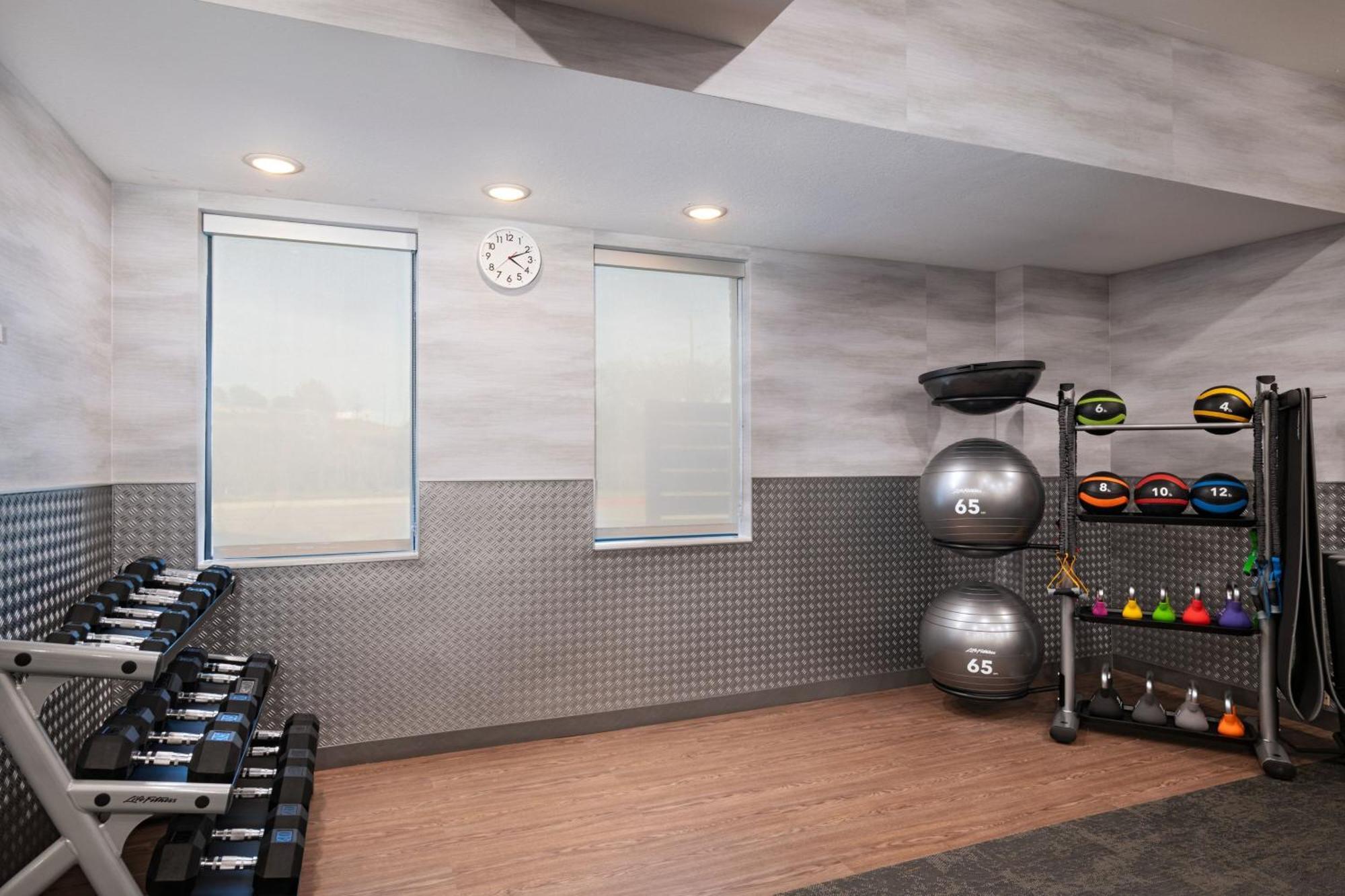 Fairfield By Marriott Inn & Suites Hillsboro Bagian luar foto