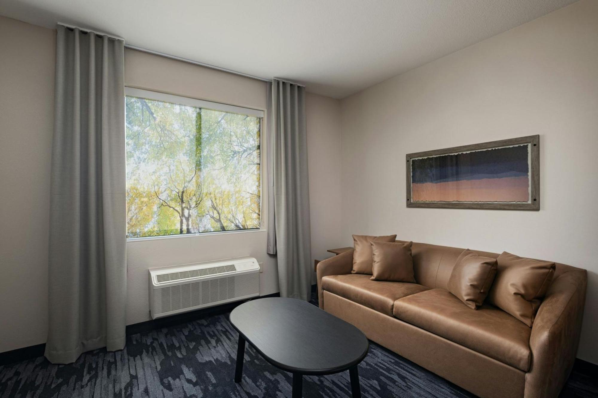 Fairfield By Marriott Inn & Suites Hillsboro Bagian luar foto