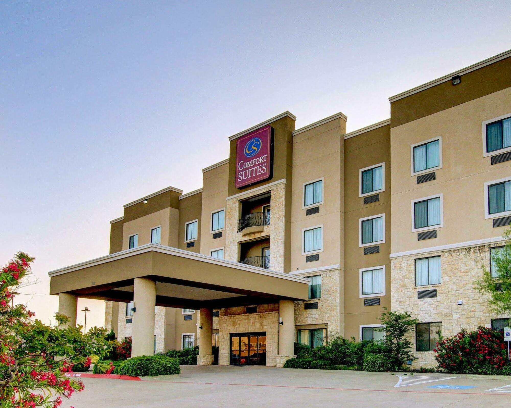 Fairfield By Marriott Inn & Suites Hillsboro Bagian luar foto